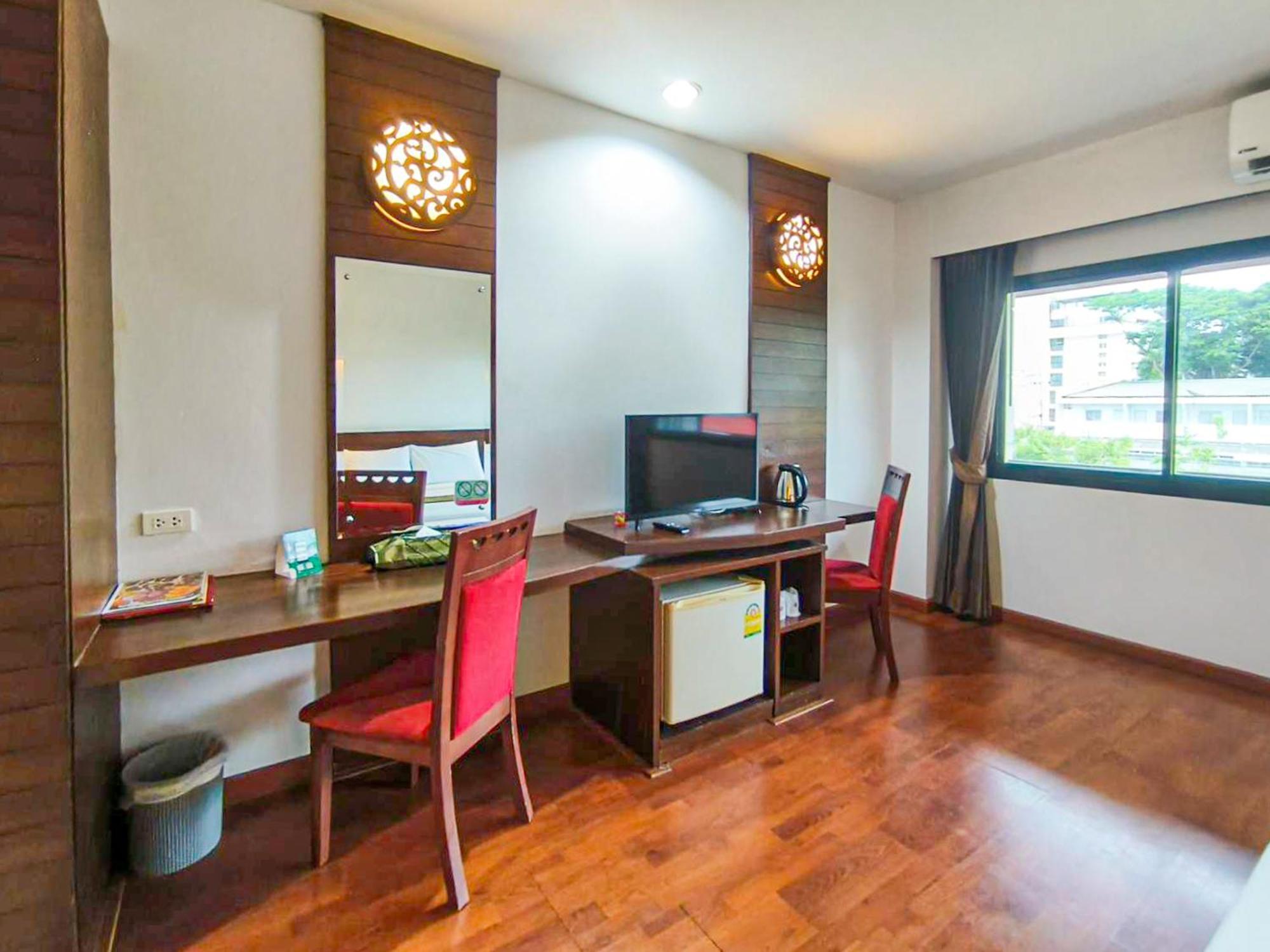 The Ligor City Hotel Nakhon Si Thammarat Ngoại thất bức ảnh